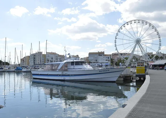 Studio Renove Avec Parking A 850M De La Plage, Proche Port Et Commerces - Cap D\'Agde - Fr-1-249-252