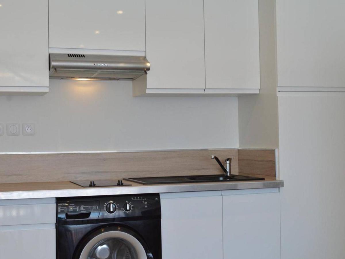 Apartment Renove Avec Parking A 850m De La Plage, Proche Port Et Commerces - Cap D'agde - Fr-1-249-252 *