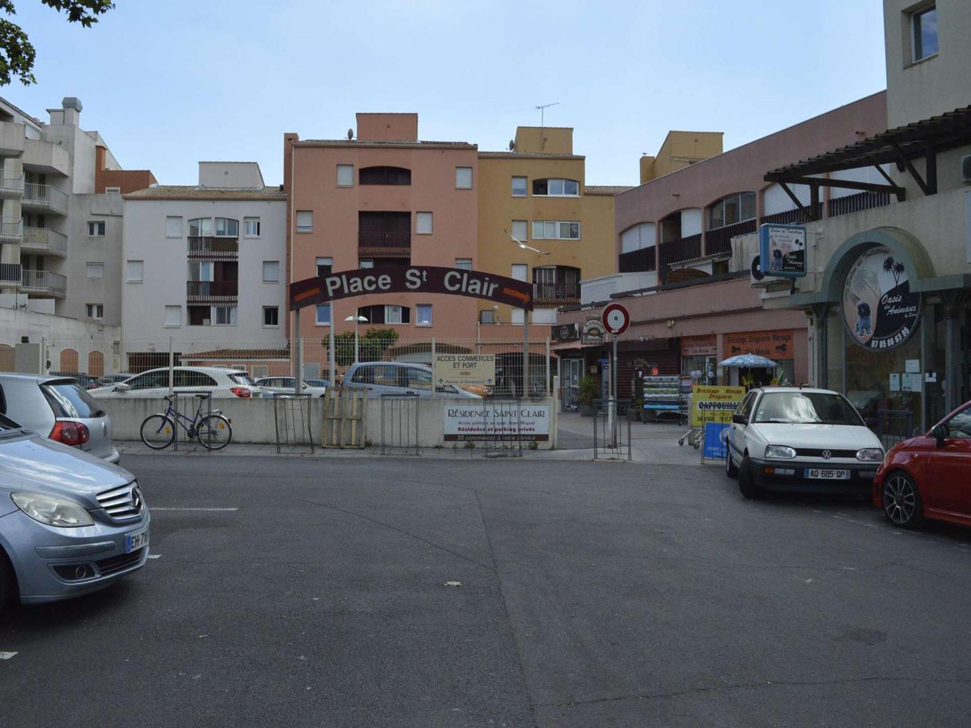 Apartment Renove Avec Parking A 850m De La Plage, Proche Port Et Commerces - Cap D'agde - Fr-1-249-252